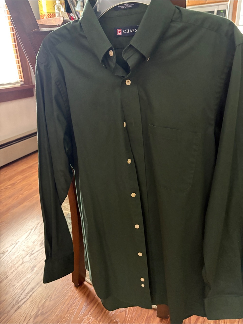 Chaps Men's Dark Green Long-Sleeve Button-Down Shirt, size M